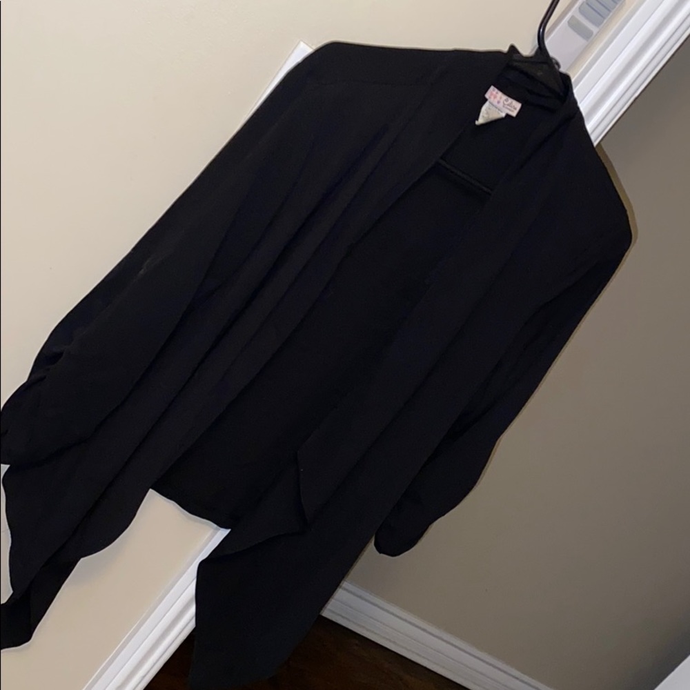 Black blazer - Picture 2 of 4